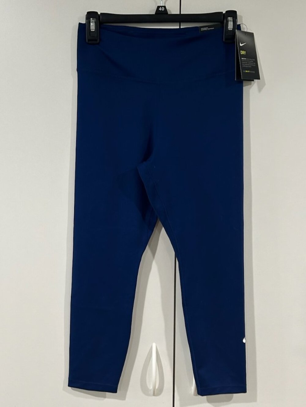 NWT Nike One Dri-Fit Capri Leggings